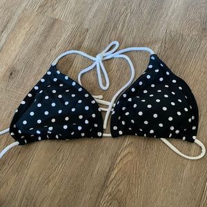 Women’s Bikini Top. Size L